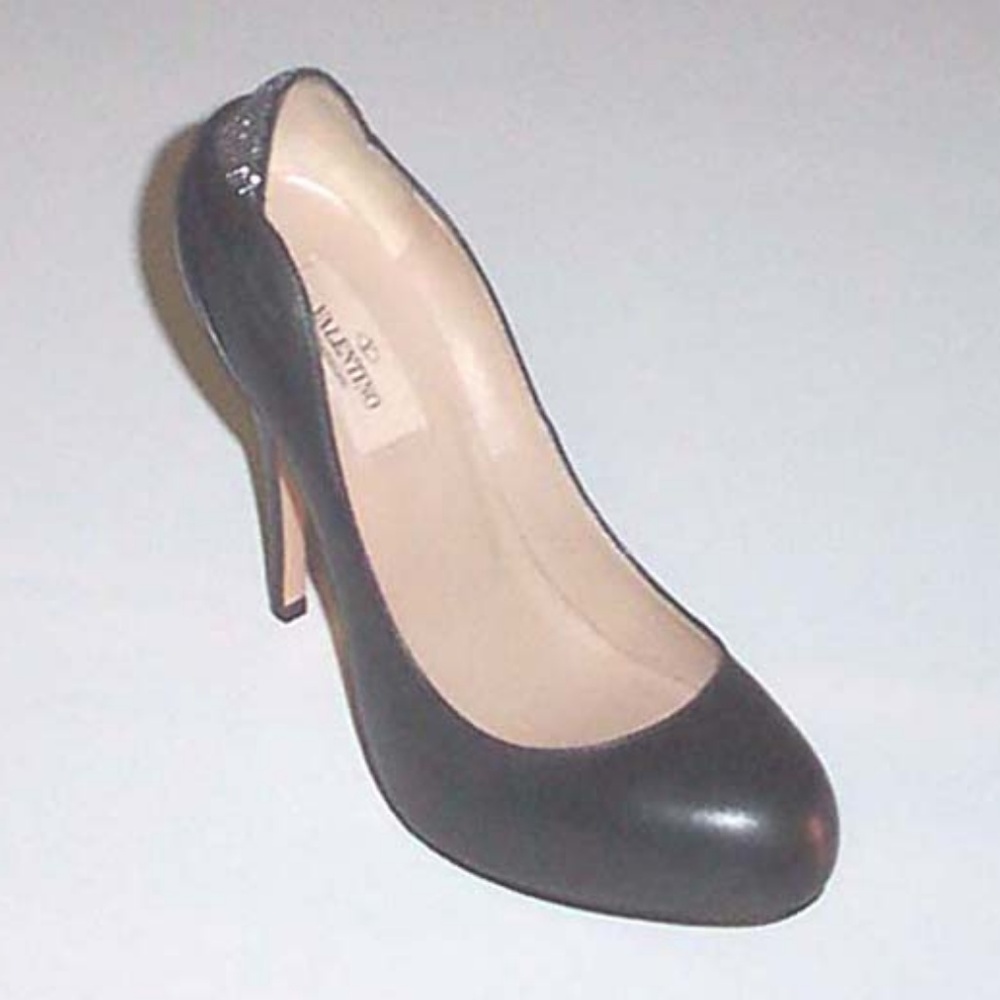 VALENTINO black lthr stud crystals detail pumps 36
